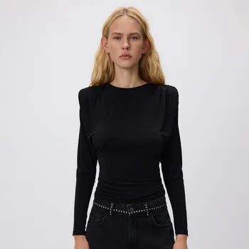 Dámské tričko Reserved - Halenka s vycpávkami na ramenou - černý - ZQ945-99X - ZQ945-99X-S