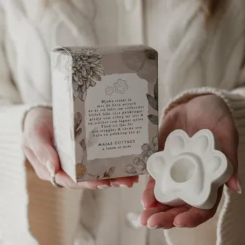 Svícen Majas Cottage Svícen Majas pro štěstí Tlapka