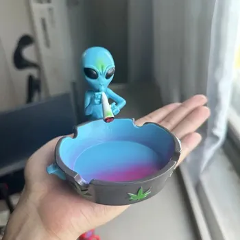 Popelník BAF Popelník Mimozemšťan modrý