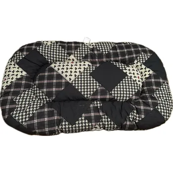 Pelíšek pro psa Polštář pro psa barevný 75x18cm