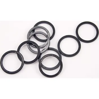 Kroužek - černý - vnitřní průměr 1,2 cm