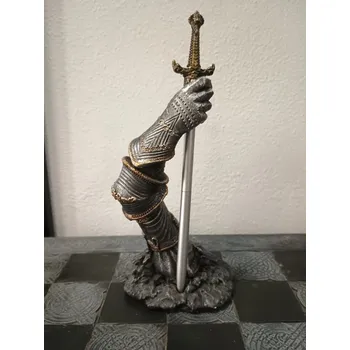 Soška s propiskou - Knight and sword Velikost: UNI