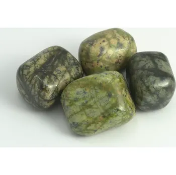 Serpentin zelený - L (2 - 3 cm)