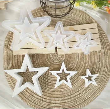 Nádoba na pečení Neznačkové zboží Silikonová forma – hvězda (sada 3 ks)