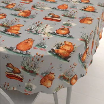 ubrus Dětský bavlněný oválný ubrus Sandra SA-711 Kapybary na šedém 50x100 cm