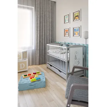 Dřevěná postýlka BABYPL.PL BRUNO ŠEDÁ 60 x 120 cm šedá