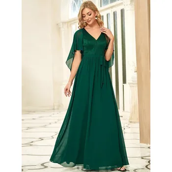 Dámské šaty Ever Pretty krajkové šaty 0640 Barva: Zelená, Velikost: 8XL / 56 / 24 / 28