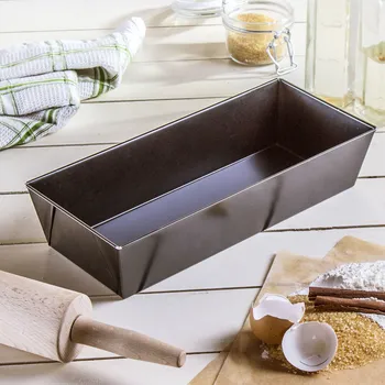 Forma na pečení Kovová forma na biskupský chlebíček SPINWAR černá 32 x 14 cm