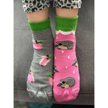 Dámské punčochy Dívčí nestejné ponožky Jsem Ježek - 31-34 / růžová