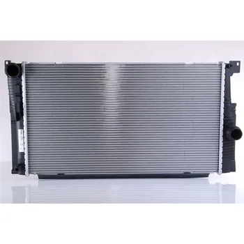 Chladič motoru Chladič, chlazení motoru NISSENS 60842