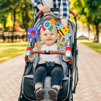 Oblouková hračka pro postýlku a kočárek s chrastítky pro kojence