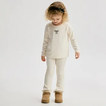 Reserved - Žebrovaná souprava s výšivkou - tělová - 438FT-02X - 438FT-02X-86