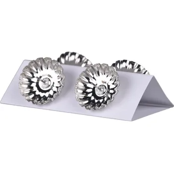 Vánoční svícen Svícen kov 4x40mm S10 ozdobný se zápichem stříbrný