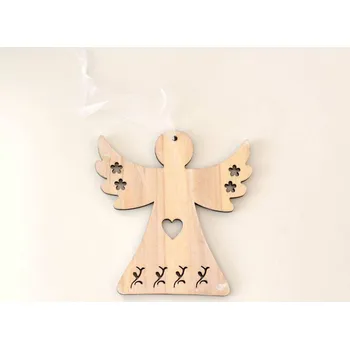 Vánoce Canea Polsko Dřevěná dekorace k zavěšení - Anděl velký se srdcem