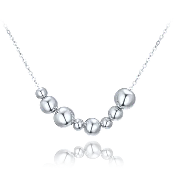 Náhrdelník Moonlit Stříbrný náhrdelník s lesklými kuličkami – hravá elegance v minimalistickém stylu