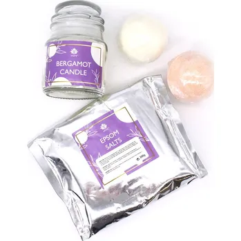Bytová dekorace ARÔME Dárková sada 1 svíčka, 2 koupelové bomby, 1 koupelová sůl