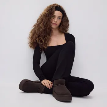 Dámské kalhoty Reserved - Kalhoty s širokými nohavicemi - černý - 667GA-99X - 667GA-99X-M