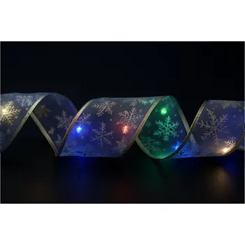 Stuha Svítící vánoční stuha na baterie – různobarevná, 5 m, 50 LED