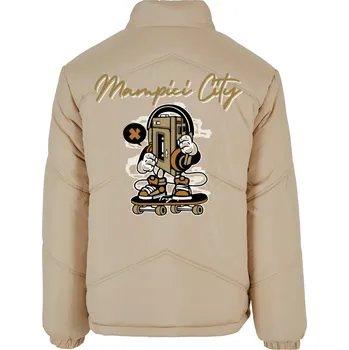 Dámská casual bunda Puffer Jacket - Walkman Puffer jacket „Walkman“ od Mampiči je dokonalou volbou pro ty, kteří hledají spojení stylu a pohodlí. V elegantní pískové barvě působí nadčasově a snadno se kombinuje s různými outfity. Je vyrobena z kvalitního materiálu, který zaj