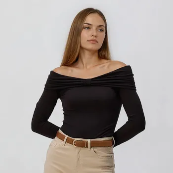 Dámské tričko Reserved - Tričko s dlouhými rukávy a vysokým podílem modalu - tmavě hnědá - 667IU-89X - 667IU-89X-M