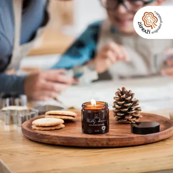 Svíčka Tvoje Svíčka SLADKÝ DOMOV - pomeranč, zázvor, tonka 60ml - černá s víčkem ml: 60 ml (12 hodin)