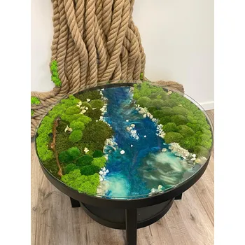 Konferenční stolek Konferenční stolek s mechem a epoxidem Velikost: 60cm