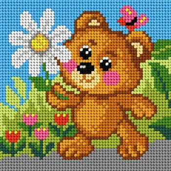 Textilie Předloha vyšívací Medvídek 1 15x15cm (Gobelínové plátno (stramín) s natištěným obrázkem s motivem Medvídka. Kreativní předloha od výrobce Orchidea. Bavlněná vyšívací předloha s rozměry 15 x 15 cm.)