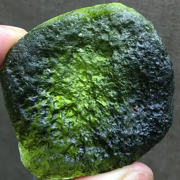 Přírodní kámen Vltavín surový - 42,3g, , skladem