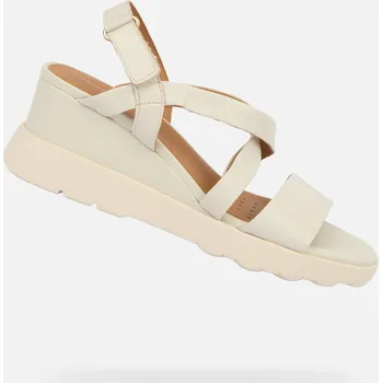 Dámské sandále Dámské boty na klínku GEOX SPHERICA EC6 G011736 KRÉMOVÁ 41