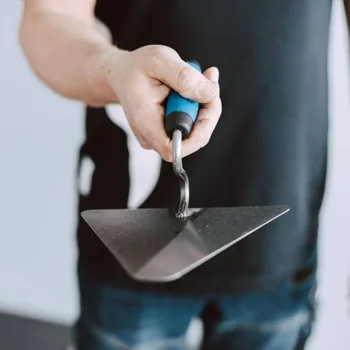 Zednická lžíce Lžíce ocel trojúhelník, 200 x 190 mm, gumová rukojeť MČ