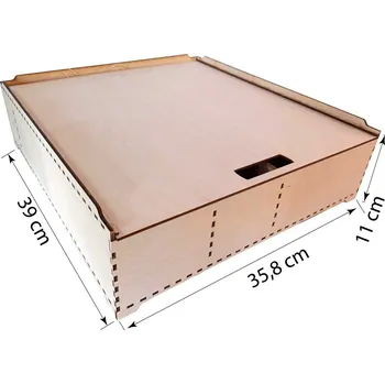 Mácova dílna Dřevěná dárková krabice s přihrádkami – 39 × 35,8 × 11 cm, přírodní, posuvné víko Gravírování: Bez motivu