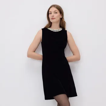 Dámské šaty Reserved - Minišaty s dekorativními detaily - černý - 982GA-99X - 982GA-99X-XL