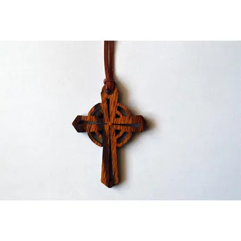 Přívěsek Přívěsek na zrcátko – kříž