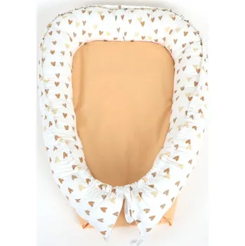 Kojící polštář Hnízdečko pro miminko - béžová srdíčka