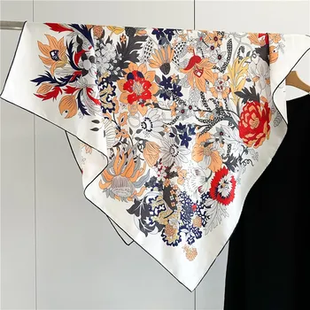 Šátek Hedvábný šátek Květinová harmonie 110x110 cm v dárkovém balení, HEDVÁBNÝ SVĚT