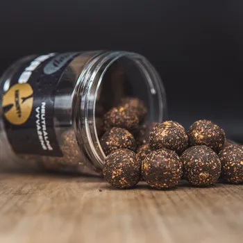 Boilies Squat Carp WAFTERS - NEUTRÁLNĚ VYVÁŽENÉ BOILIES Průměr: 30 mm, Příchuť: Bloody Mulberry