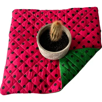 Podsedák Sedák 40x40x2cm Puntík Černý na Červeném a Zeleném