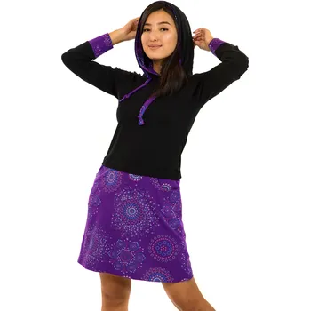 Dámské šaty Himalife Šaty s kapucí Asma - černá s fialovou Velikost: XXL/3XL - Móda pro plnoštíhlé, Oblečení nadměrné velikosti