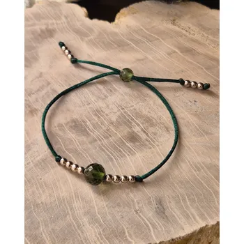 Náramek Vltavín Moldavite Stříbrný náramek s vltavínem na šňůrce 19 0037