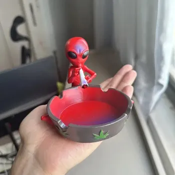 Popelník BAF Popelník s mimozemšťanem červený