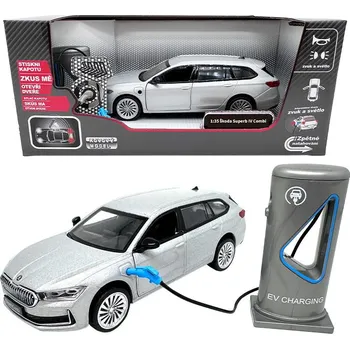 Dětské zboží Kovový model - 1:35 Škoda Superb IV Combi Stříbrně šedá + nabíjecí stanice
