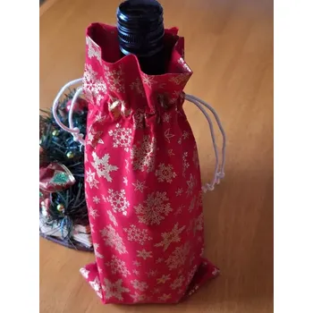 Vánoční dekorace Vánoční pytlík červený, zlaté hvězdy