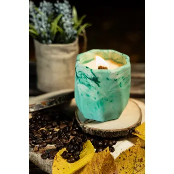 Svíčka SOJOVÁ VONNÁ SVÍČKA S DŘEVĚNÝM KNOSTEM V SÁDROVÉM OBALU