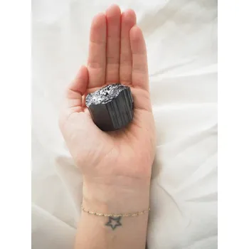 Černý Turmalín (Skoryl) lesklý, extra, 110 g