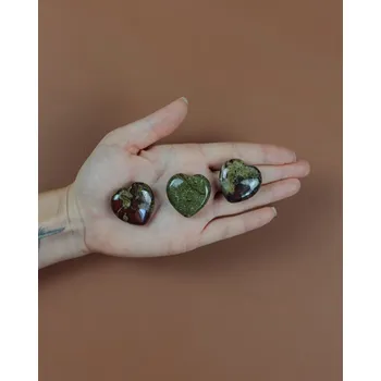 Přírodní kámen Jaspis srdíčko kus cca 16g