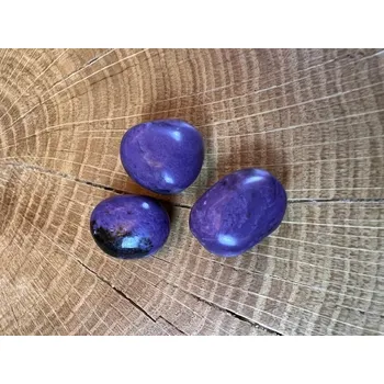 Přírodní kámen Čaroit oválek leštěný cca 5g