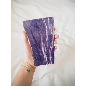 Sběratelství Čaroit destička leštěná, 484 g