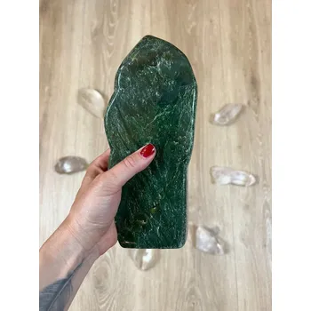 Přírodní kámen Nefrit leštěný AA, 1.8kg