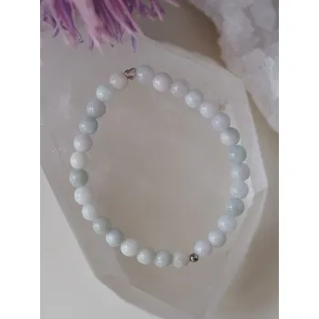 Náramek Jadeitový náramek ze zelenkavého barmského Jadeitu se srdíčkem