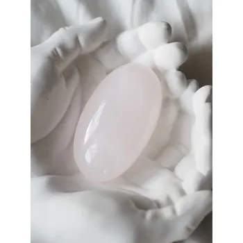 Sběratelství Hmatka Růžový Kalcit oválek leštěný, 177 g